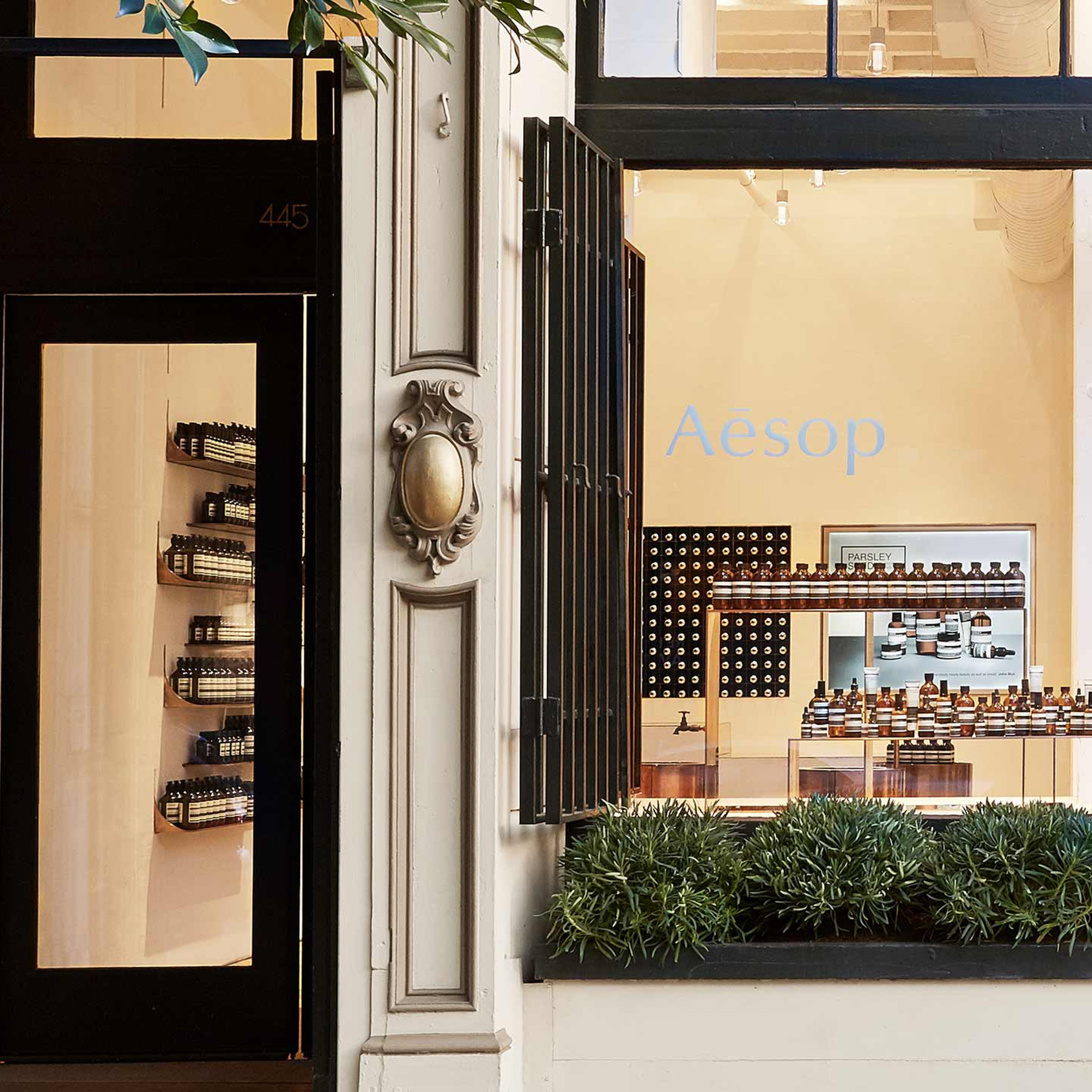 10_Aesop_Jackson_Square_Carousel_3_Desktop_2560x1440px