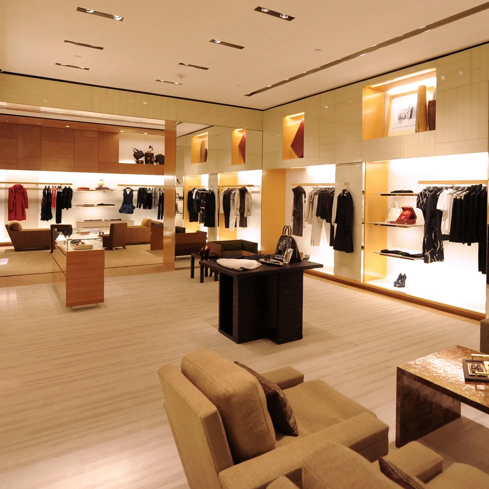 Louis Vuitton saks 4